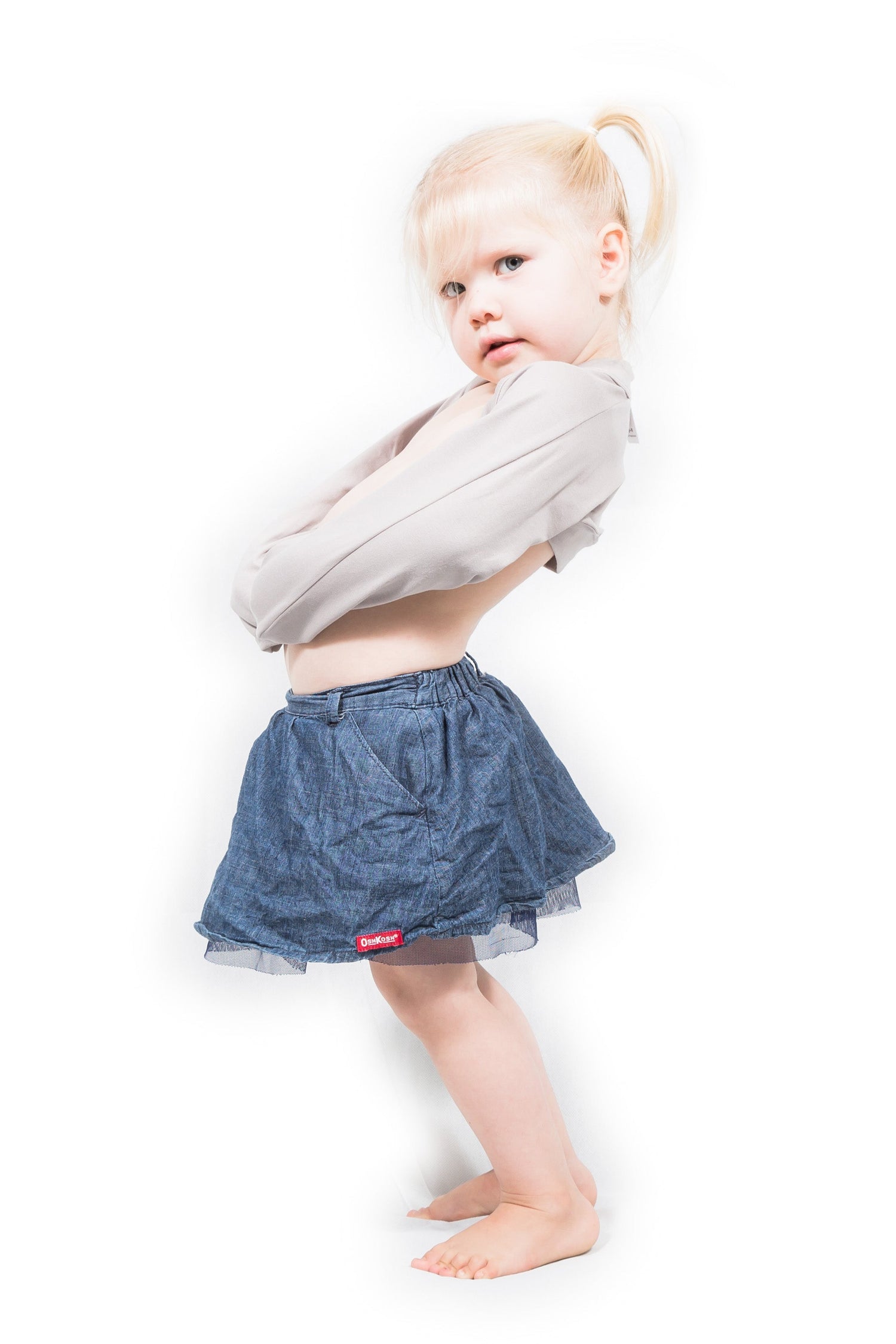 Mitten Sleeves are great for children that have eczema, chicken pox, cradle cap or any other itchy skin condition. Mittens they can’t pull off! Mitten Sleeves Silver / Baby Ezcema Mittens & Scratch Sleeves Toddlers