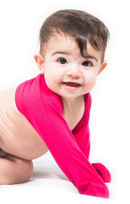 Mitten Sleeves are great for children that have eczema, chicken pox, cradle cap or any other itchy skin condition. &nbsp;Mittens they can’t pull off! Mitten Sleeves Silver / Baby Ezcema Mittens & Scratch Sleeves Toddlers